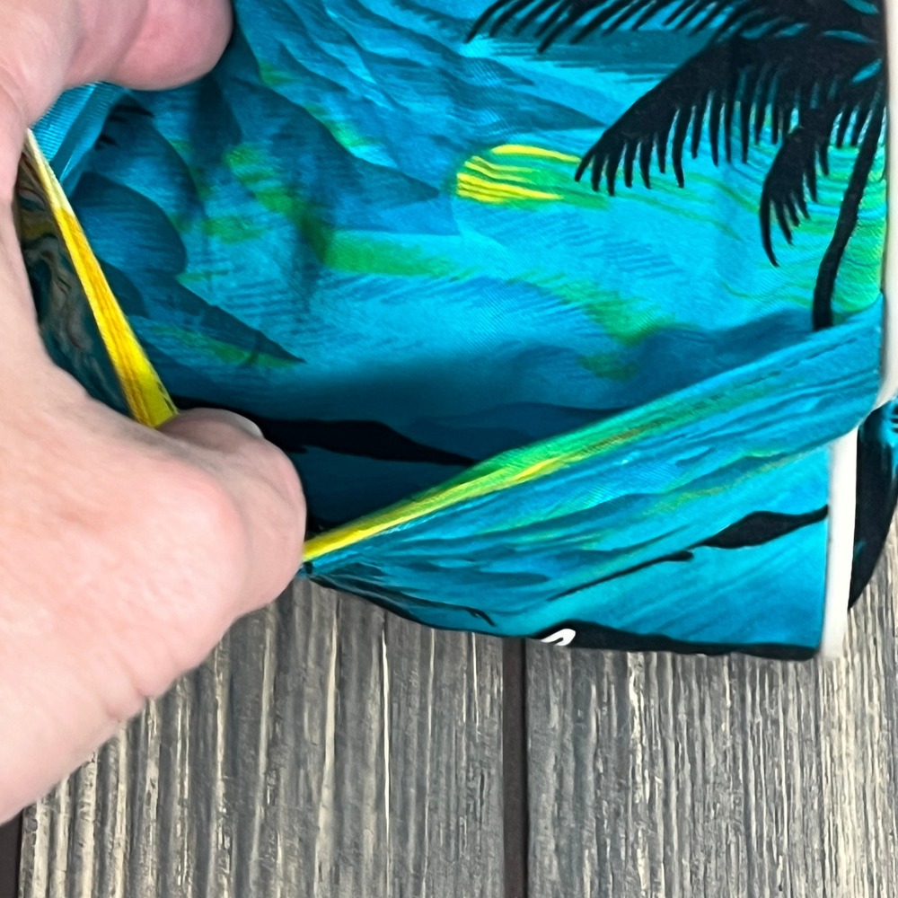 Port Antonio Tear Drop Backpack Blue Tropical Gem Of The Caribbean Rasta Strap - Picture 4 of 8